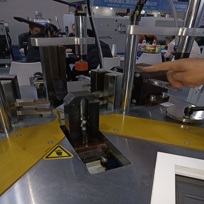 Windows and doors machinery aluminium windows frame making machines vacuum window making corner combining machine 1