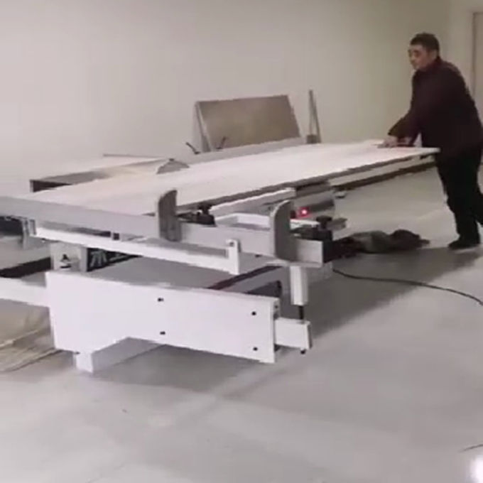 Big wood plate 2400mm panel saw for Kitchen cabinets and fourniture manufacturing 1